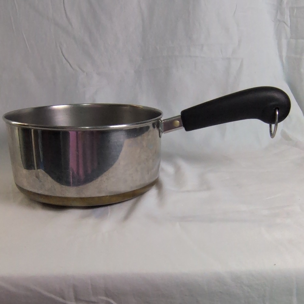 Revere Ware 2 qt Stainless Steel Saucepan Copper Bottom Single Black Handle